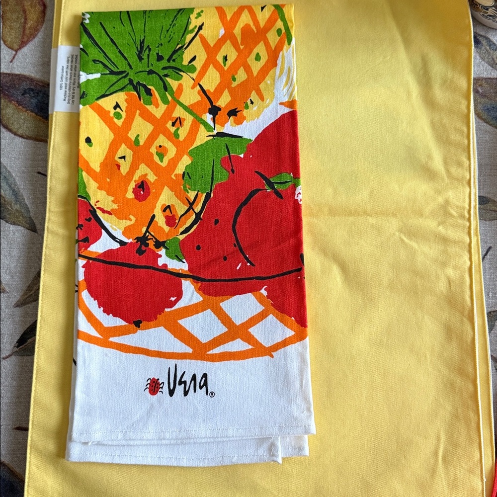 Vera Neumann red/orange/yellow cotton/linen kitchen towels with Elegant Design